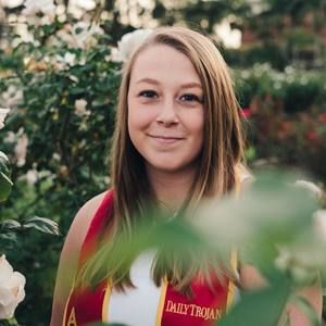 Meet your Posher, Julia